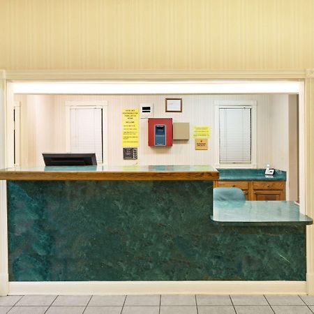 Super 8 By Wyndham Covington Ξενοδοχείο Εξωτερικό φωτογραφία