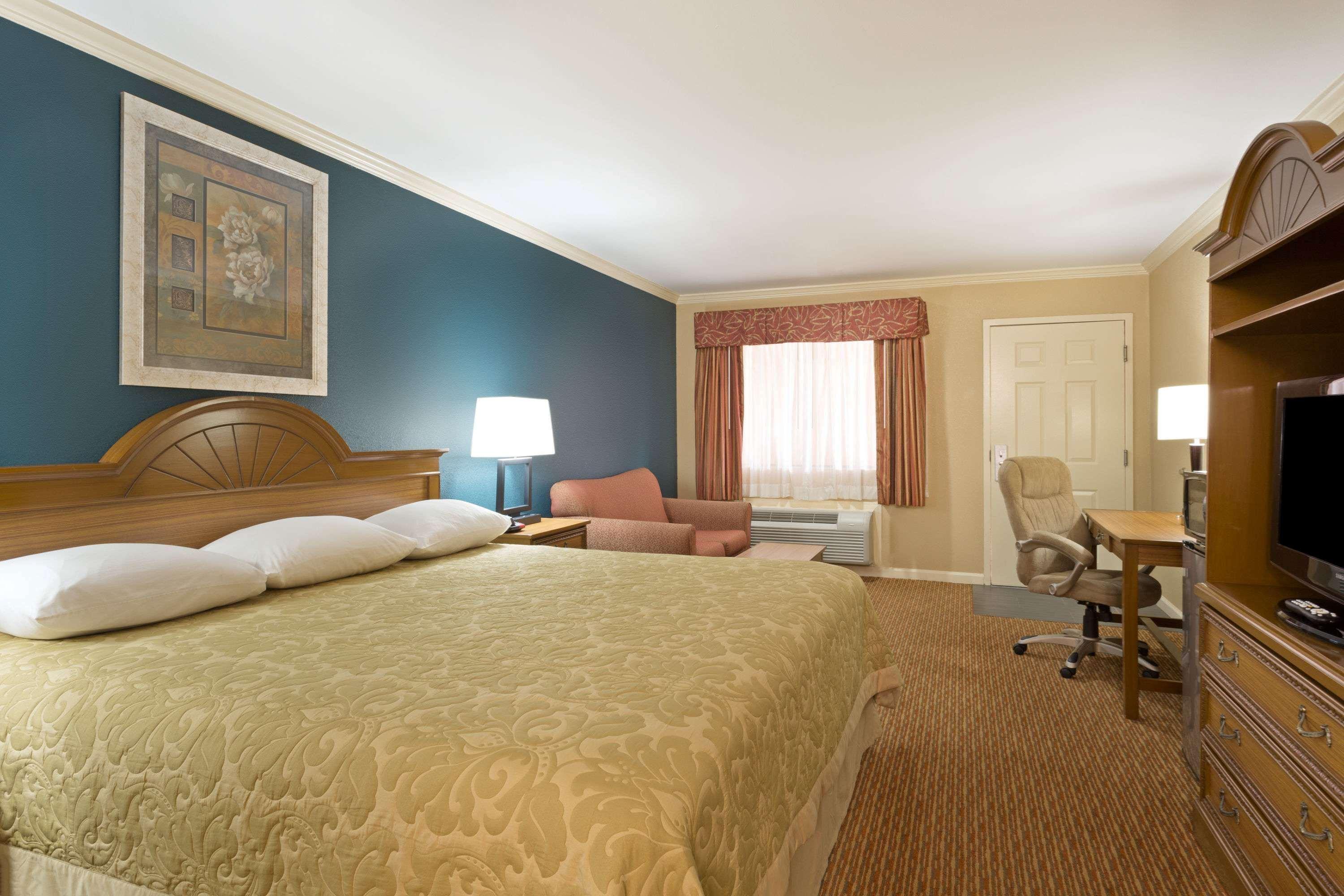 Super 8 By Wyndham Covington Ξενοδοχείο Εξωτερικό φωτογραφία