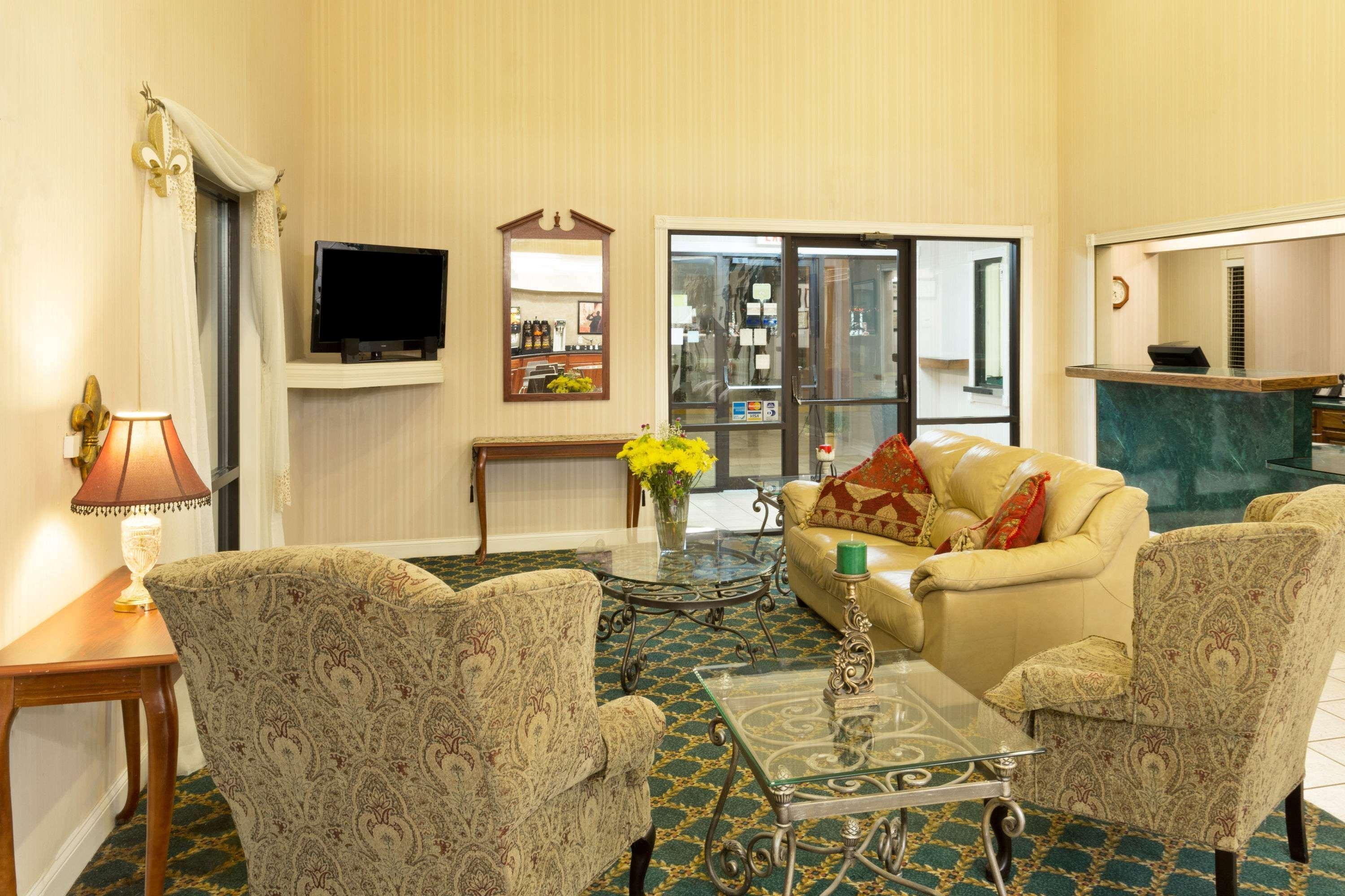 Super 8 By Wyndham Covington Ξενοδοχείο Εξωτερικό φωτογραφία