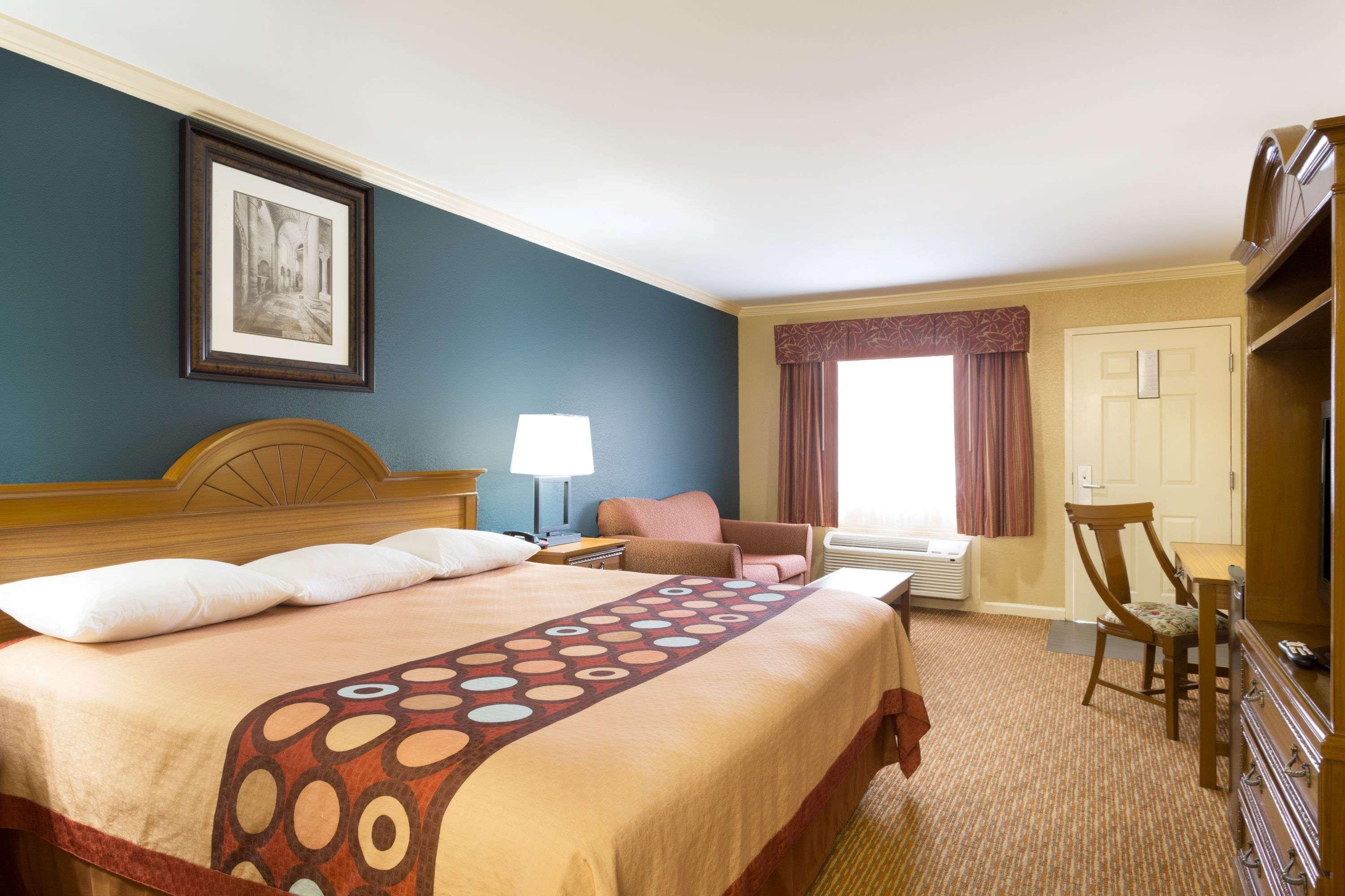 Super 8 By Wyndham Covington Ξενοδοχείο Εξωτερικό φωτογραφία