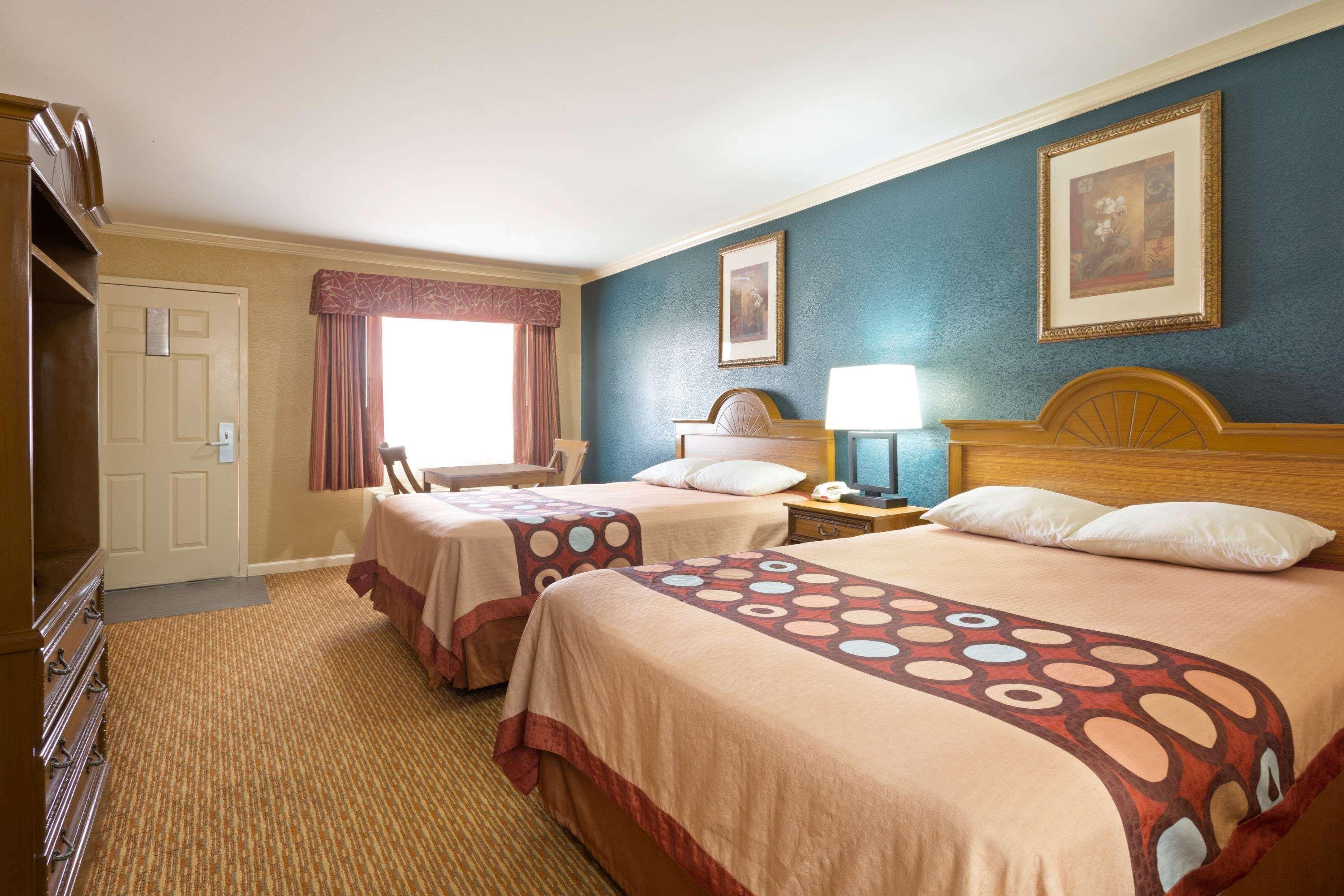 Super 8 By Wyndham Covington Ξενοδοχείο Εξωτερικό φωτογραφία